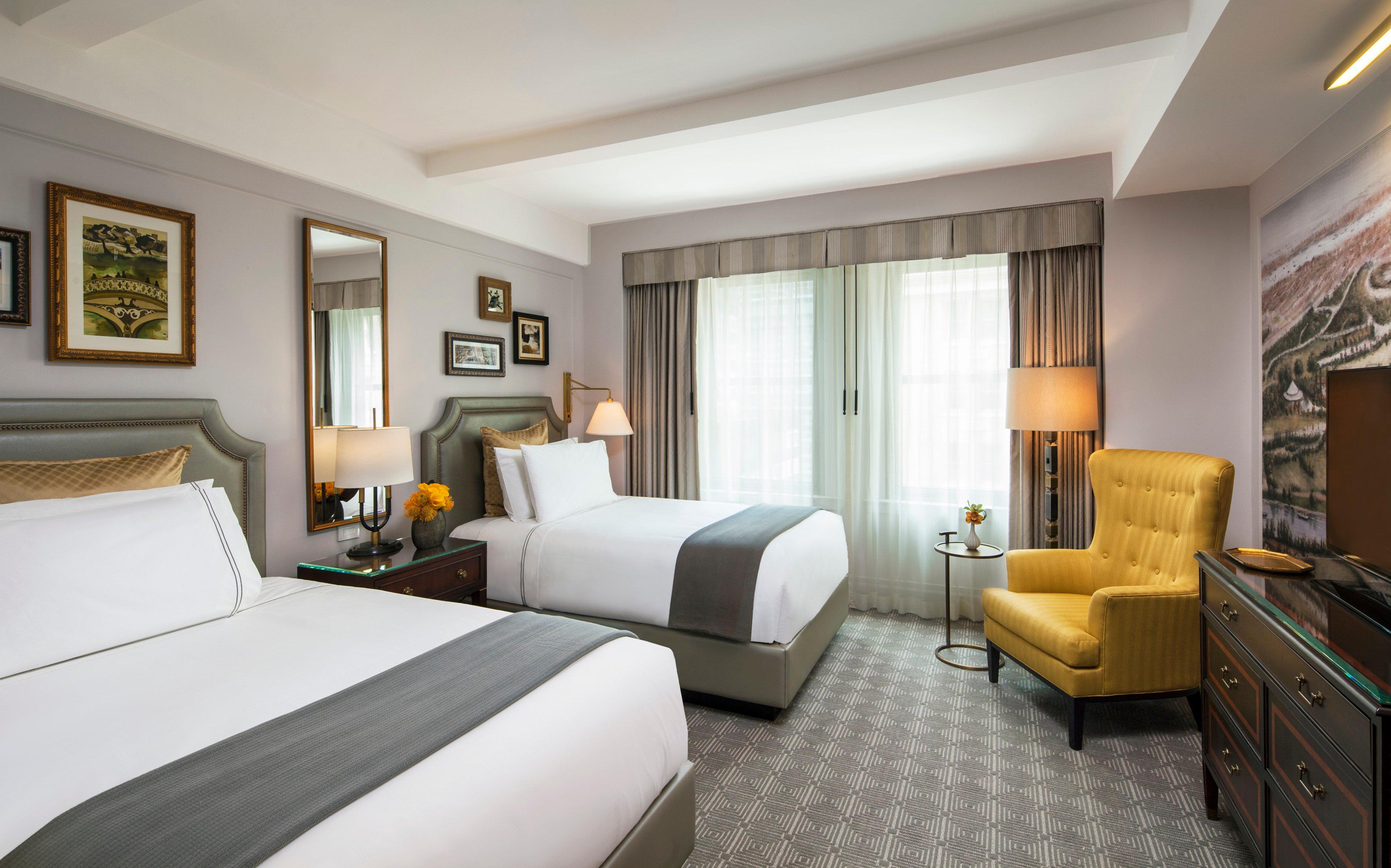 Intercontinental New York Barclay Hotel By Ihg Exterior photo A guest room at the Hotel Commonwealth