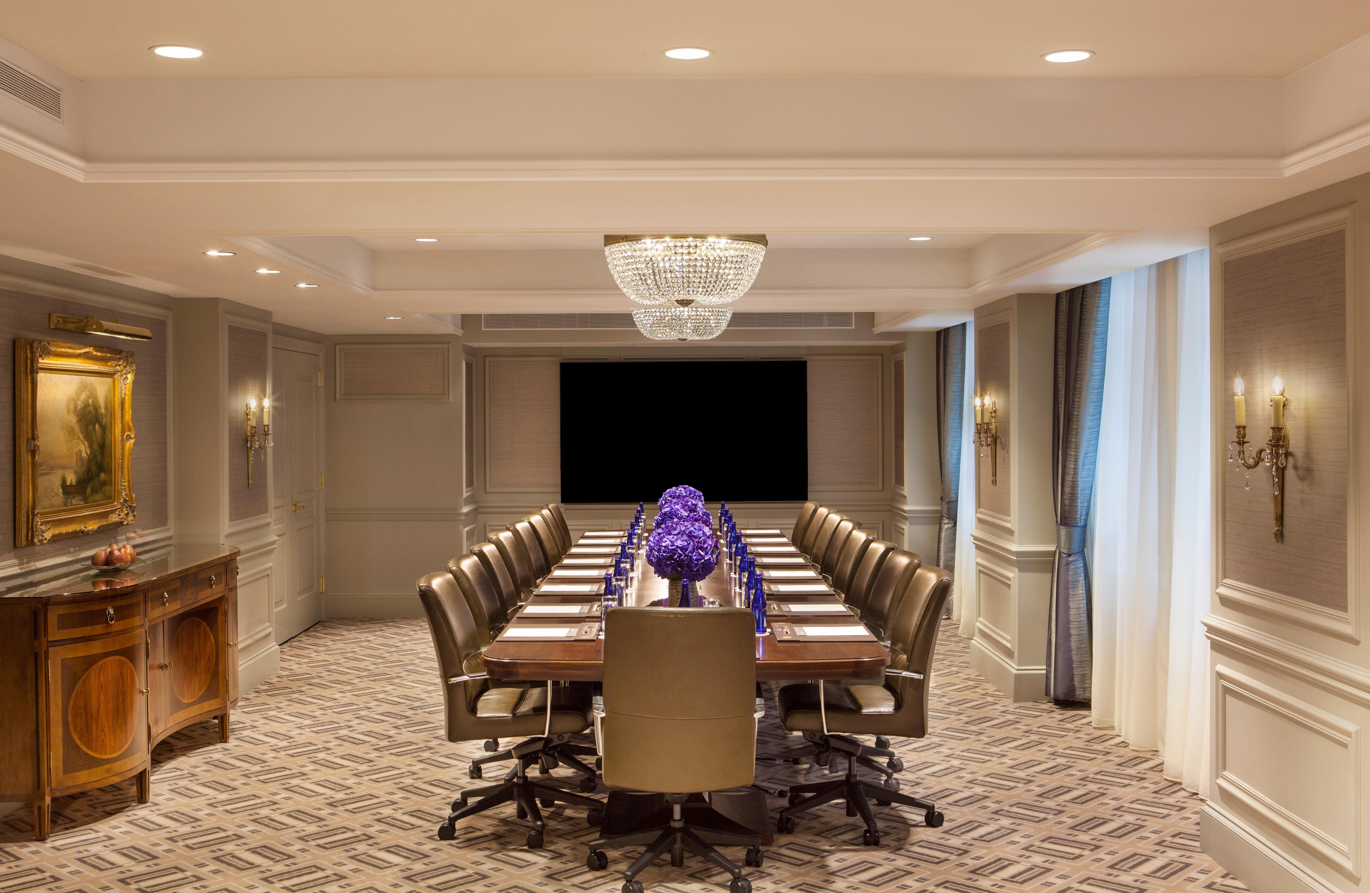Intercontinental New York Barclay Hotel By Ihg Exterior photo The Boardroom