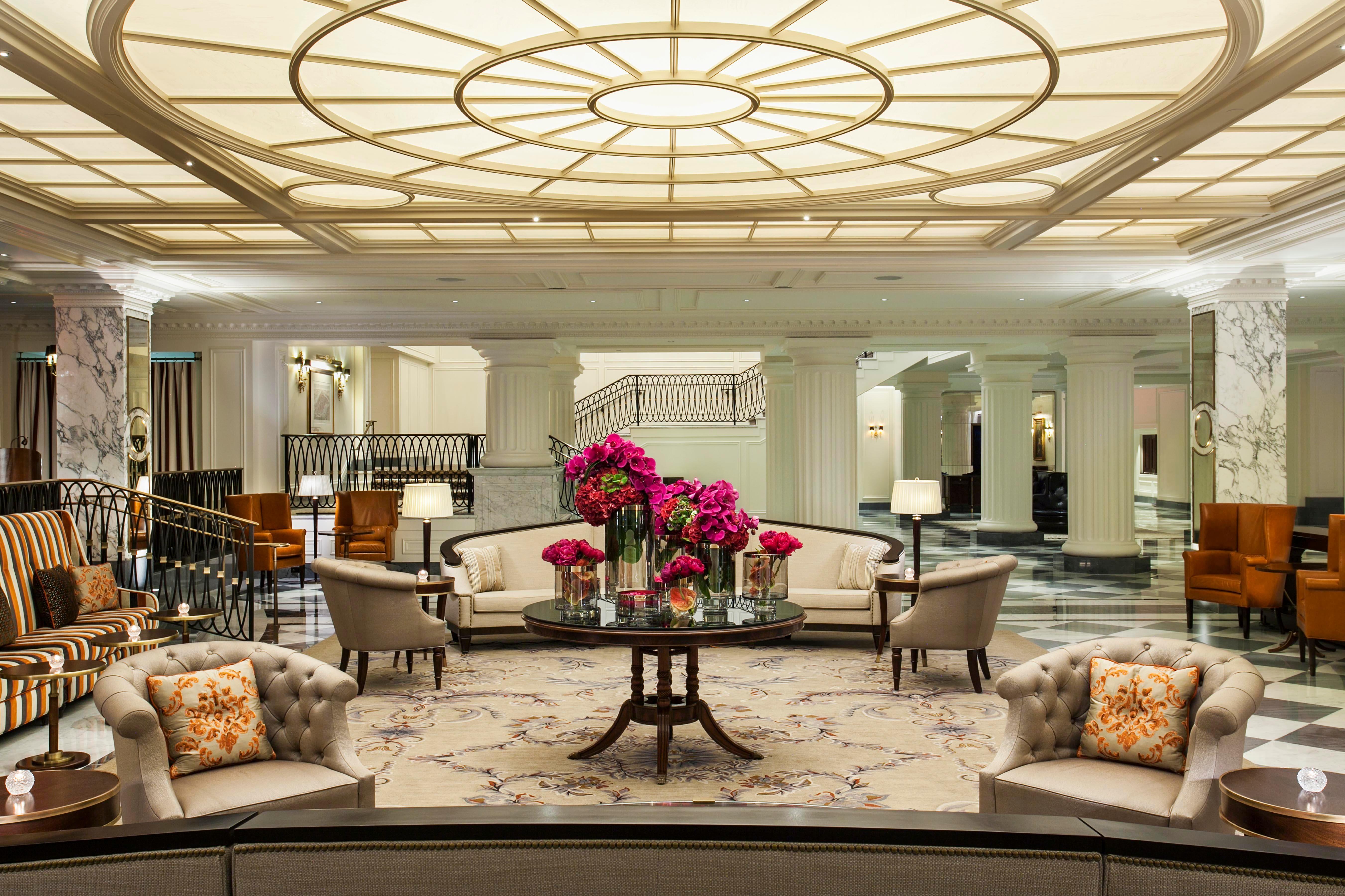 Intercontinental New York Barclay Hotel By Ihg Exterior photo The lobby of the hotel