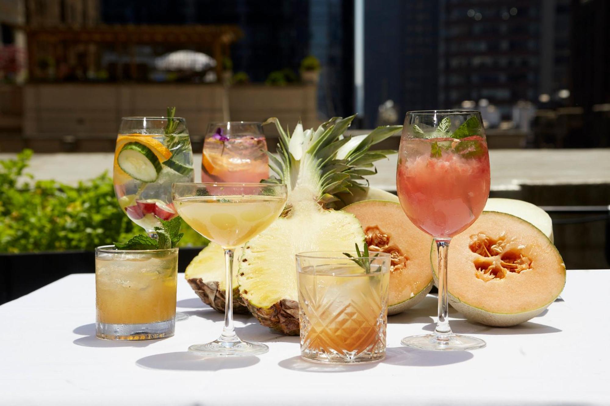 Intercontinental New York Barclay Hotel By Ihg Exterior photo Cocktails